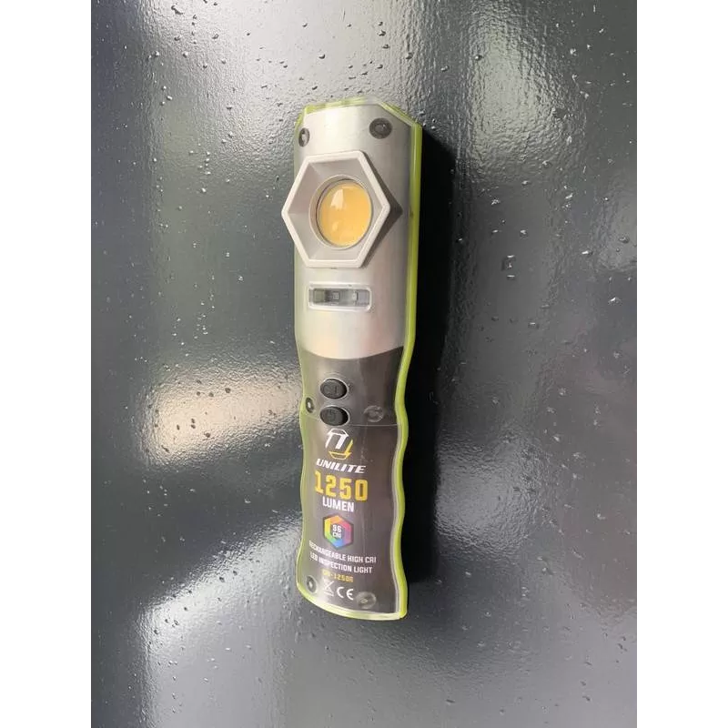 CRI-1250R powerful 1000 lumens hand-held torch