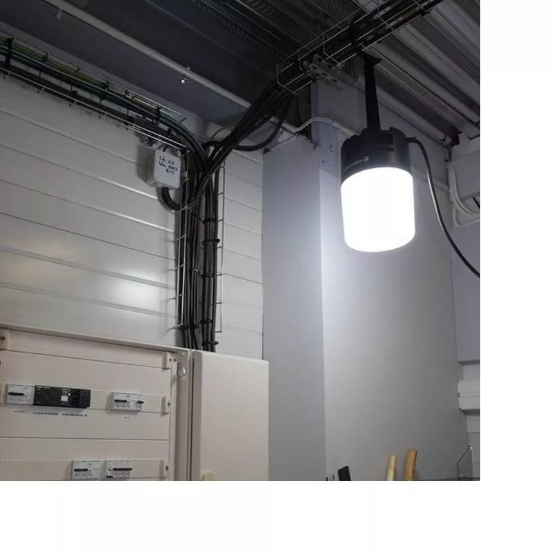 Projecteur LED DF360 6K Prolutech K-Light suspendu