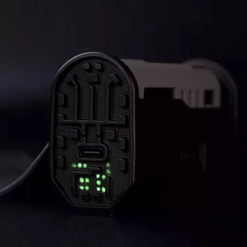 LD35 Micro-Arc powerful 1200 lumens LED flashlight by Prolutech