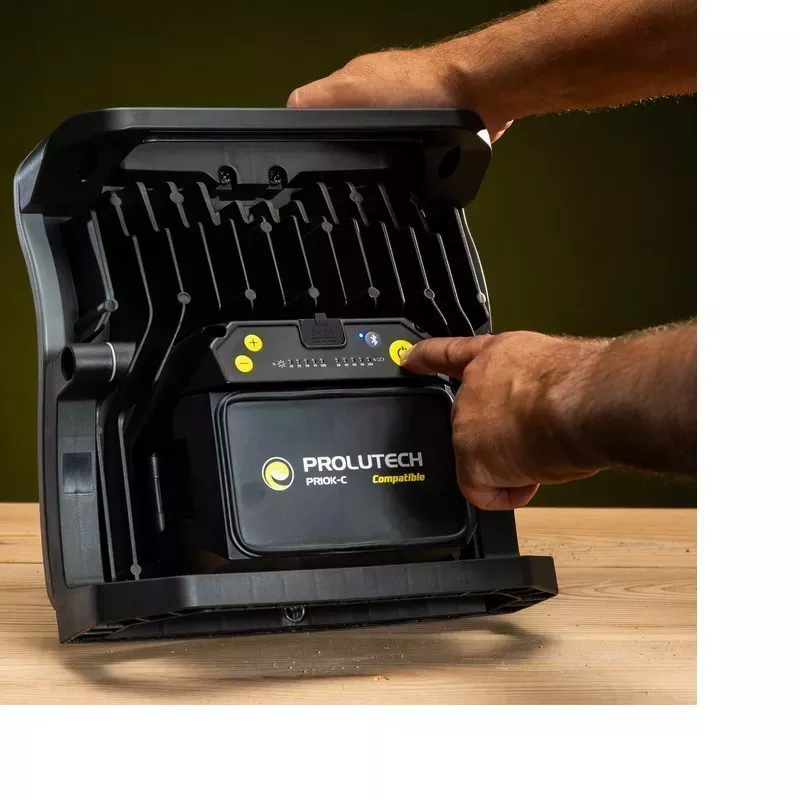 PR10K-C compatible Bluetooth rechargeable projector by Prolutech