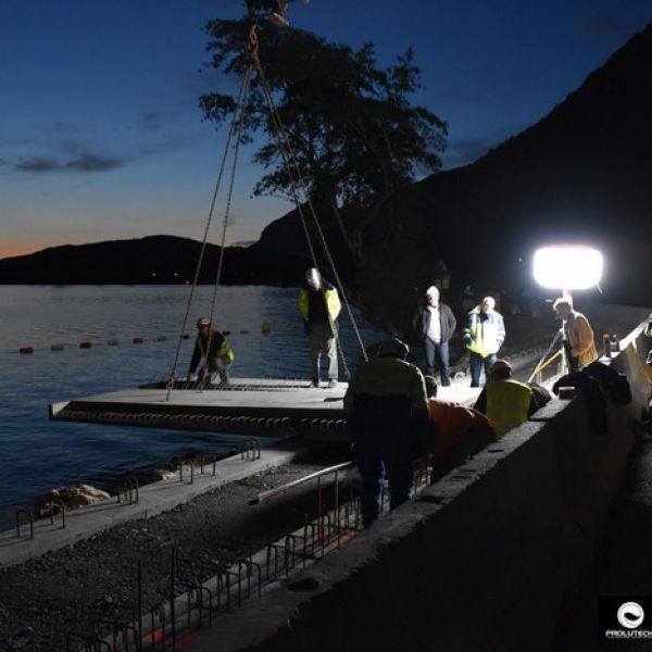 Eclairage chantier de génie civil sur pont par ballon éclairant Airstar Sirocco 2M par Prolutech