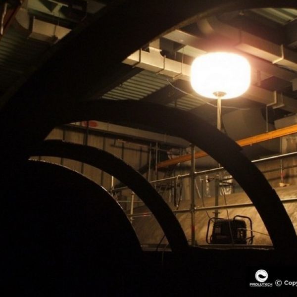 Ballon lumineux Airstar Sirocco 2M proposé par Prolutech pour l