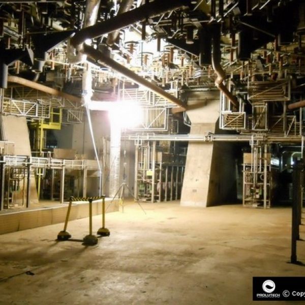 Eclairage centrale nucléaire grace au ballon LED 6x100w Airstar prolutech